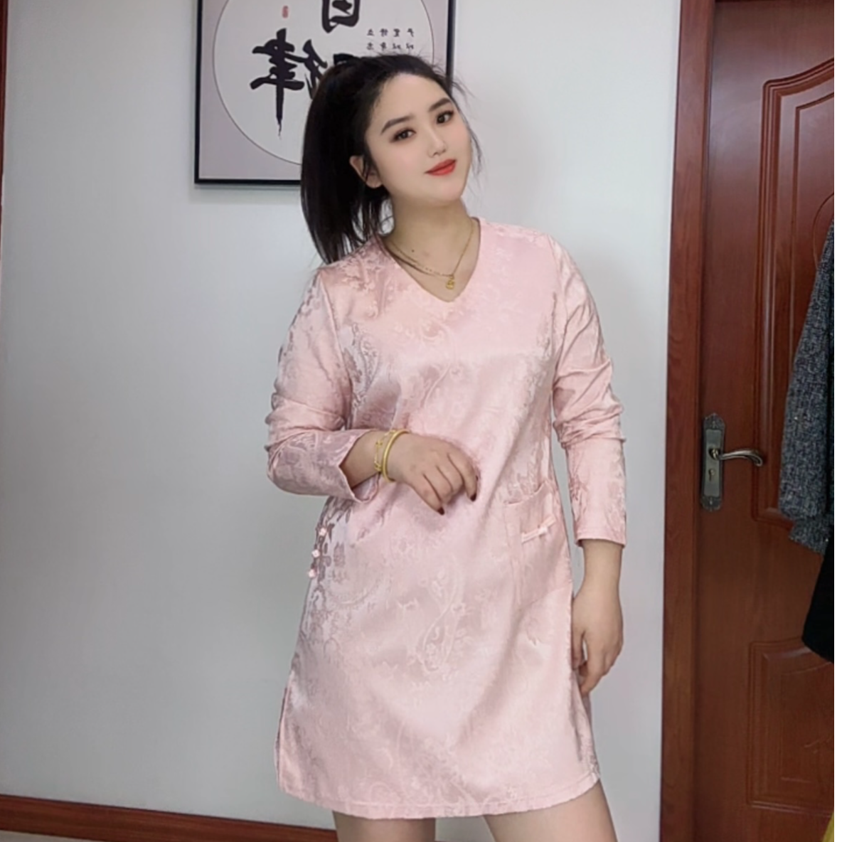 2025时尚修身显瘦v领新中式时尚国风连衣裙