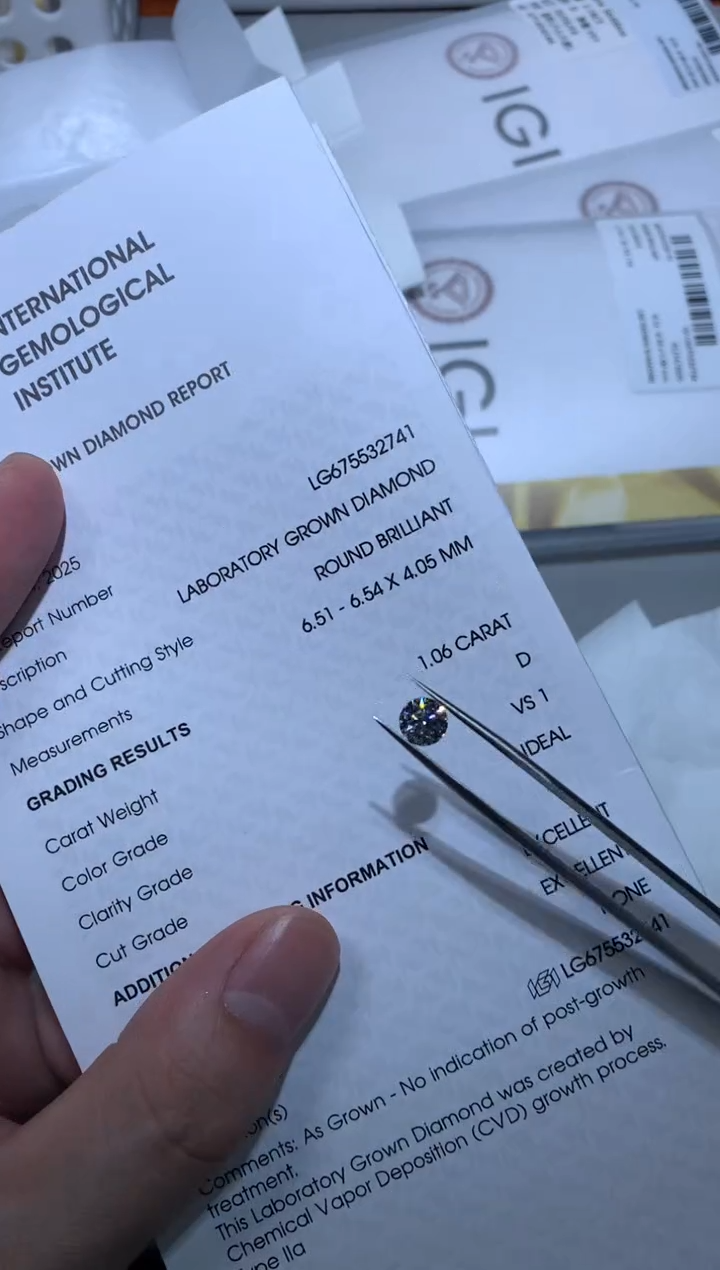 【闪购商品】实验室培育钻石裸石未镶嵌1.06D675532741