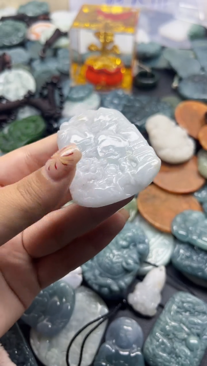 【闪购商品】翡翠颈饰未镶嵌翡翠