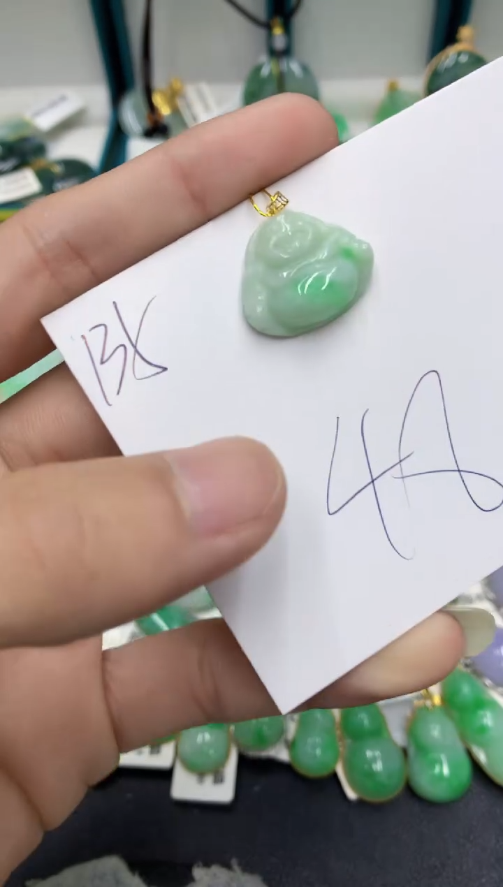 【闪购商品】翡翠颈饰18K金镶嵌翡翠