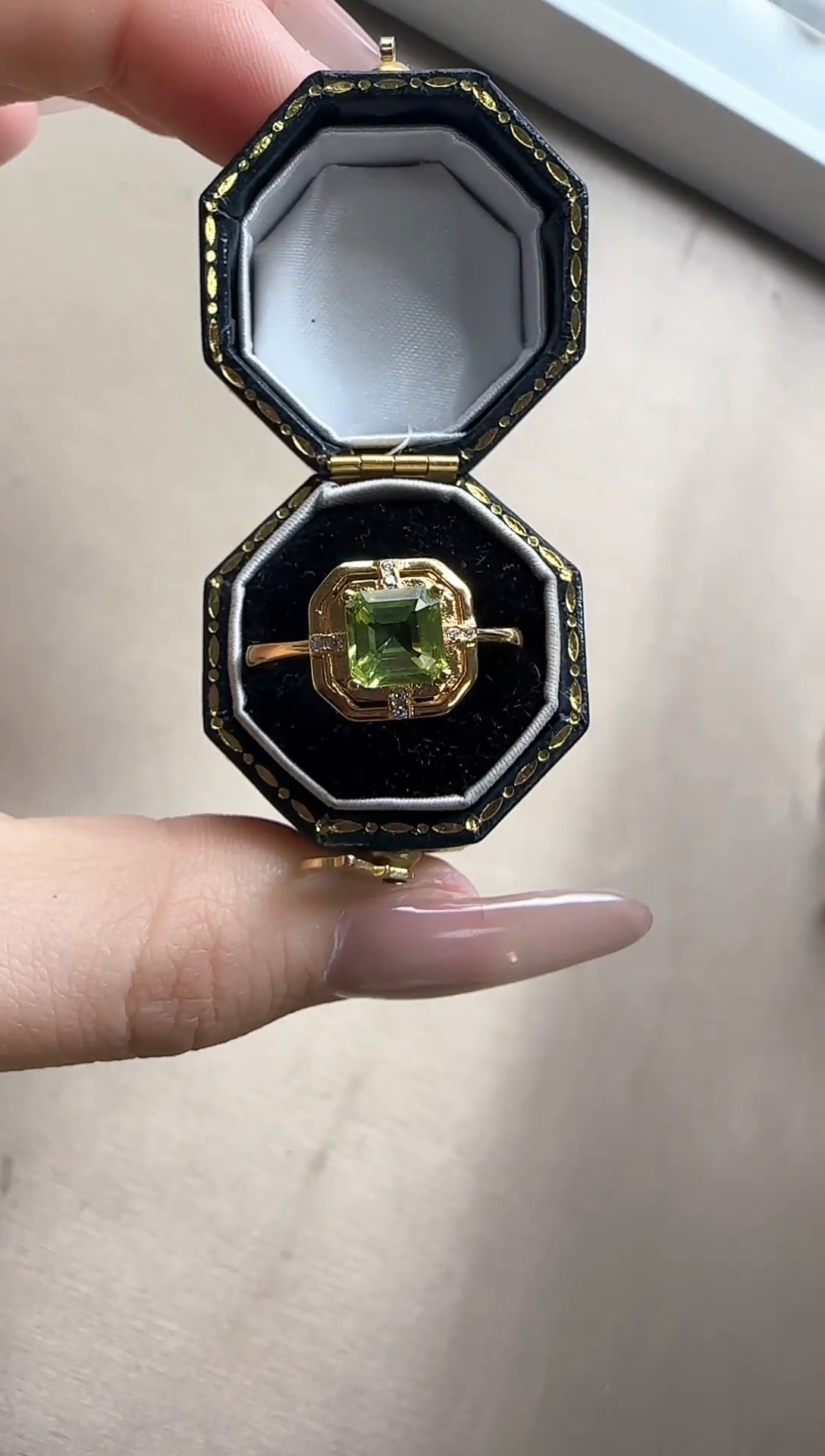 【闪购商品】橄榄石戒指银S925镶嵌方形天然橄榄石戒指