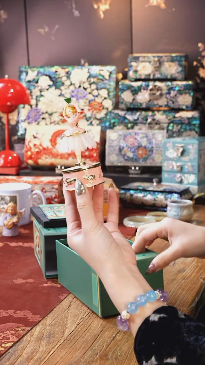 【闪购商品】瓷片豆包儿推荐饰品摆件