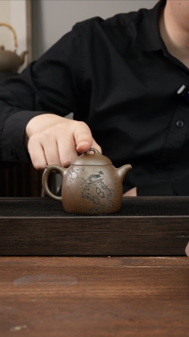 茶杯紫砂冰还原烧秦权    刻绘小鸟    200CC   微瑕 