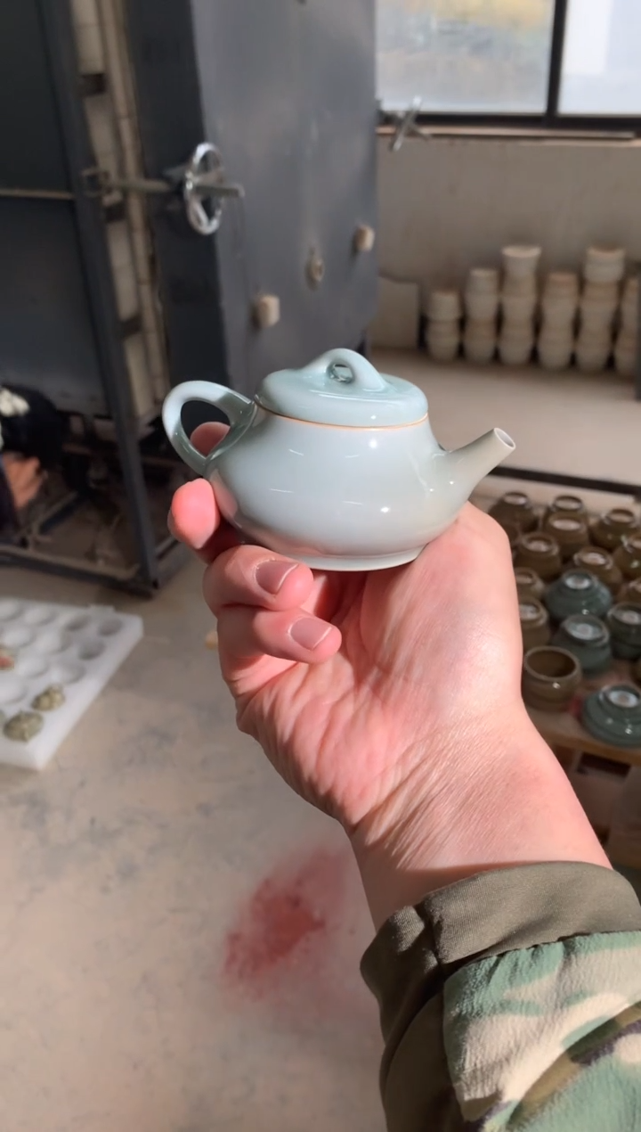 【闪购商品】【览古雅韵】窑变壶3号