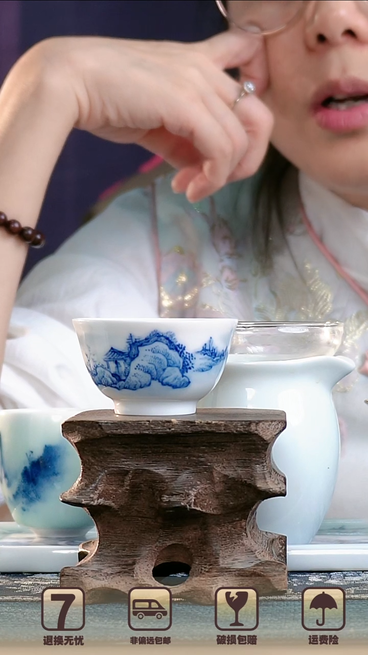 新号福利重工手绘高温青花山水品茗杯