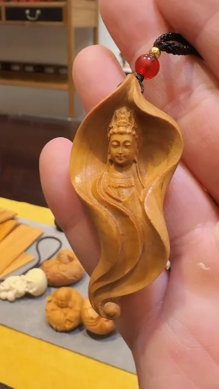 【闪购商品】木观音 手把件 挂件