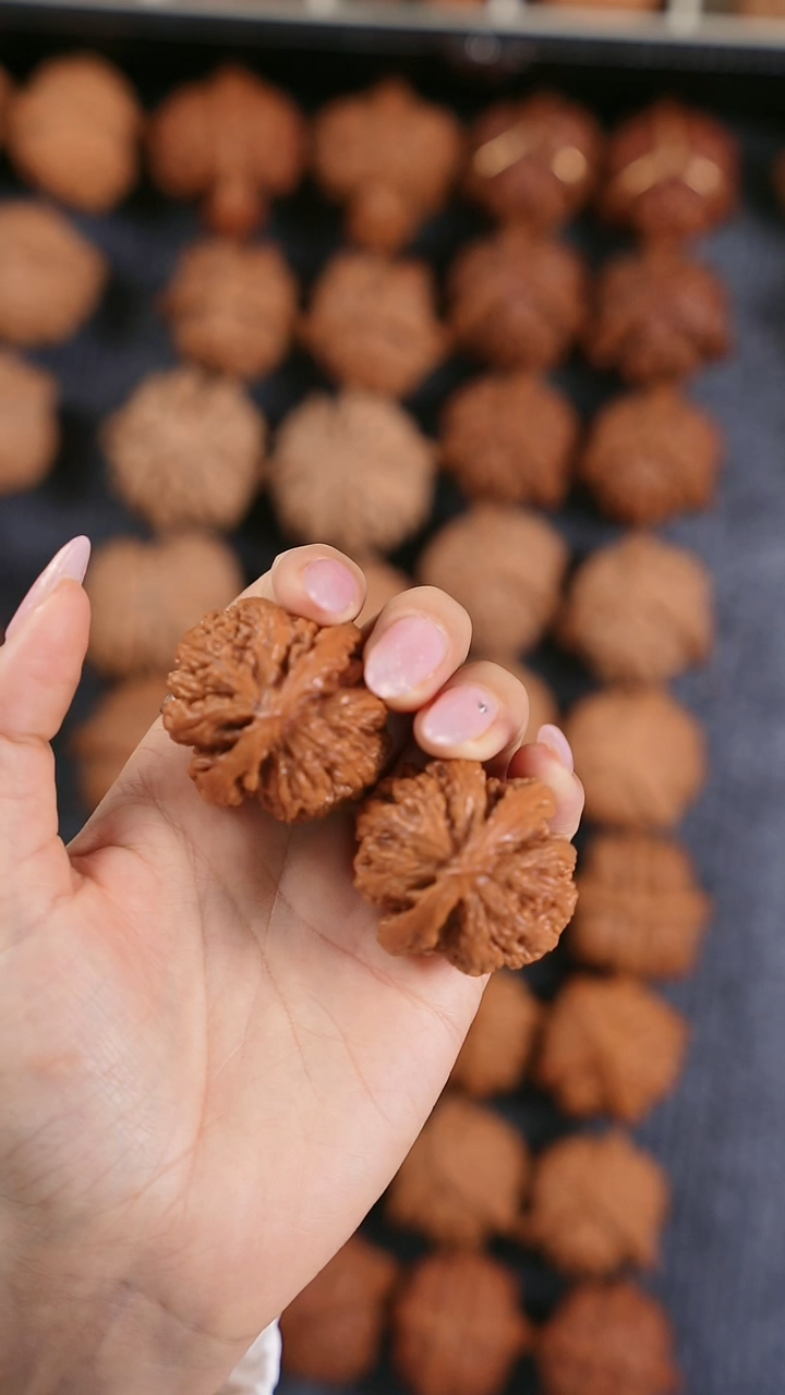 【闪购商品】文玩核桃吊坠粗筋