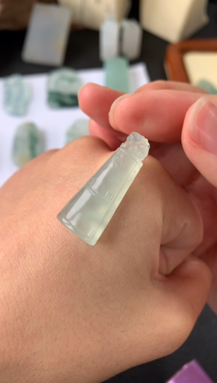 【闪购商品】定制翡翠未镶嵌翡翠