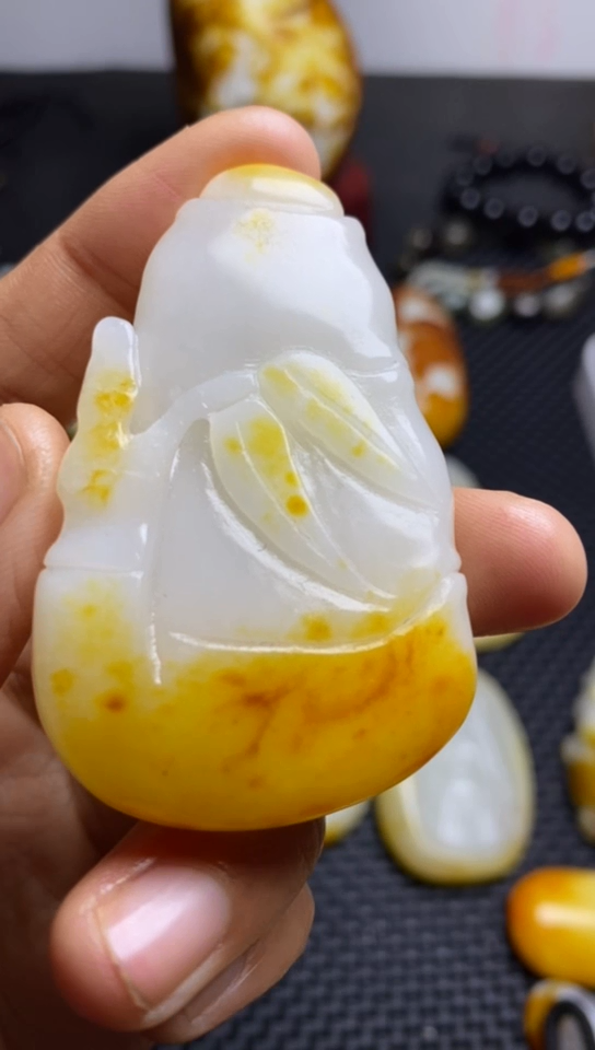 【闪购商品】和田玉颈饰未镶嵌1