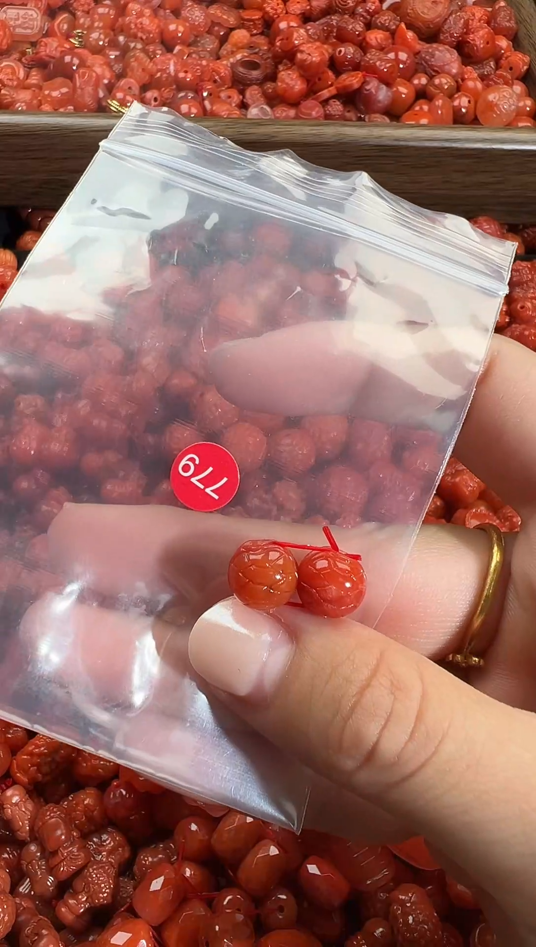 颈饰未镶嵌南红玛瑙1