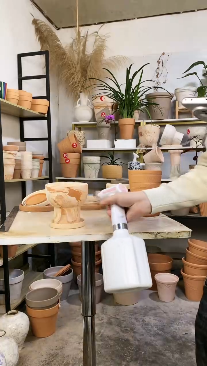 【闪购商品】红陶13.5*13.5玛奇朵火锅 1盆1托