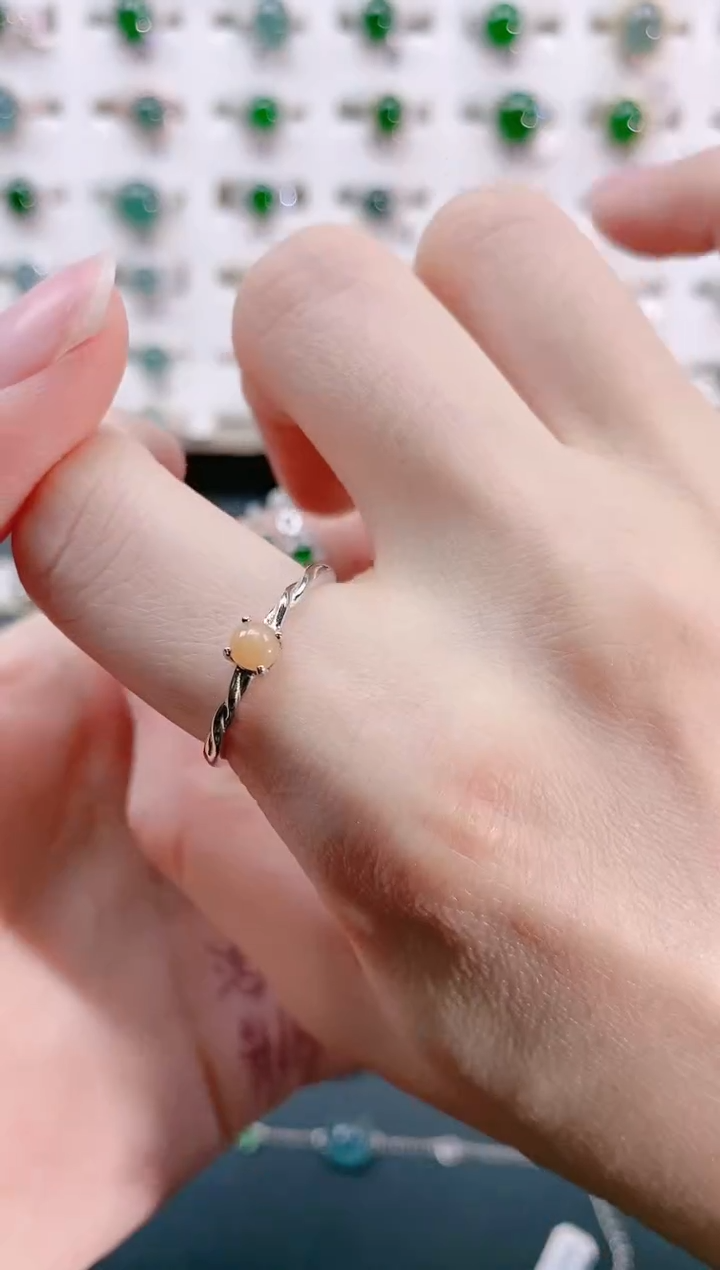 【闪购商品】翡翠戒指银S925镶嵌天然翡翠