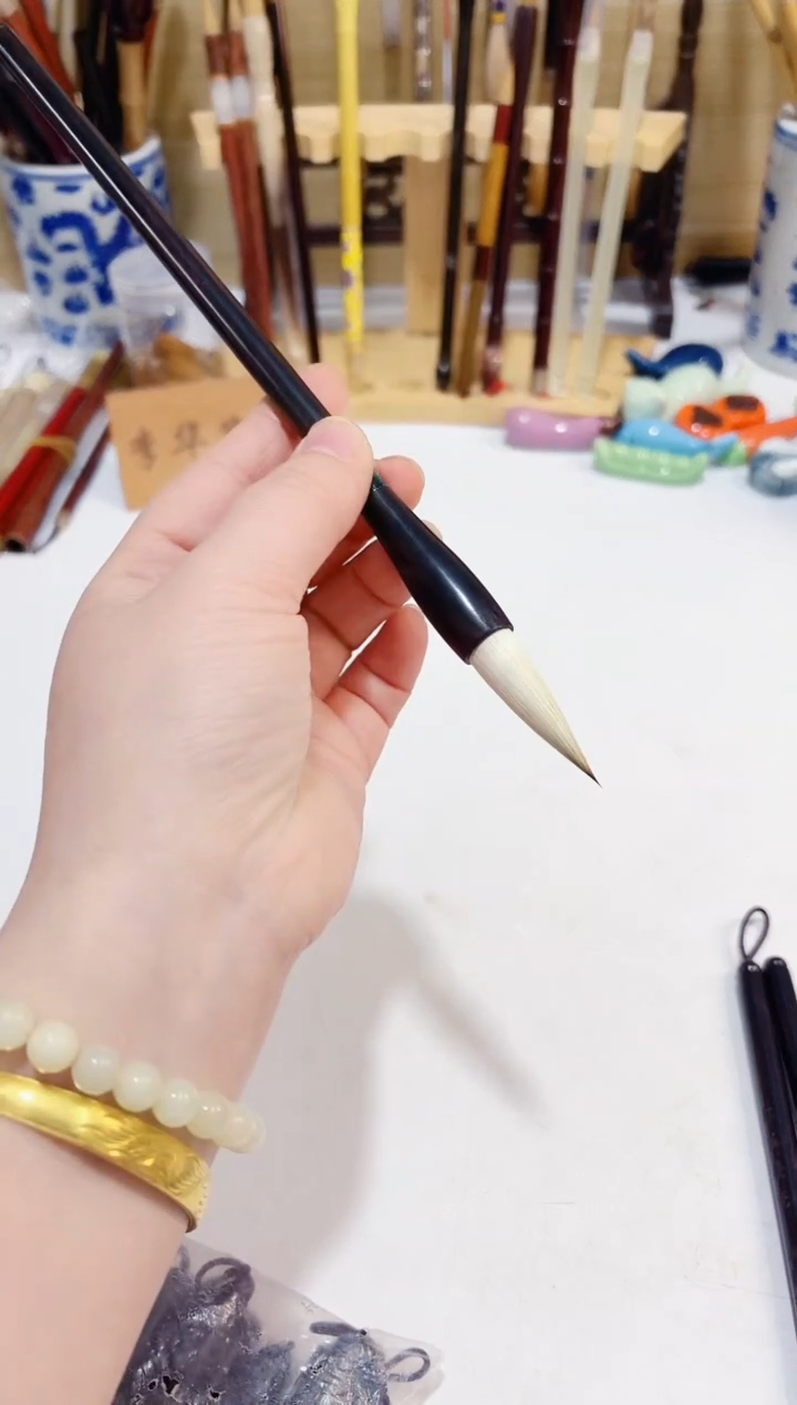  红狐兼毫 黑檀杆红狐兼毫毛笔1支作品款 偏软型 出锋3.8 口径1.0