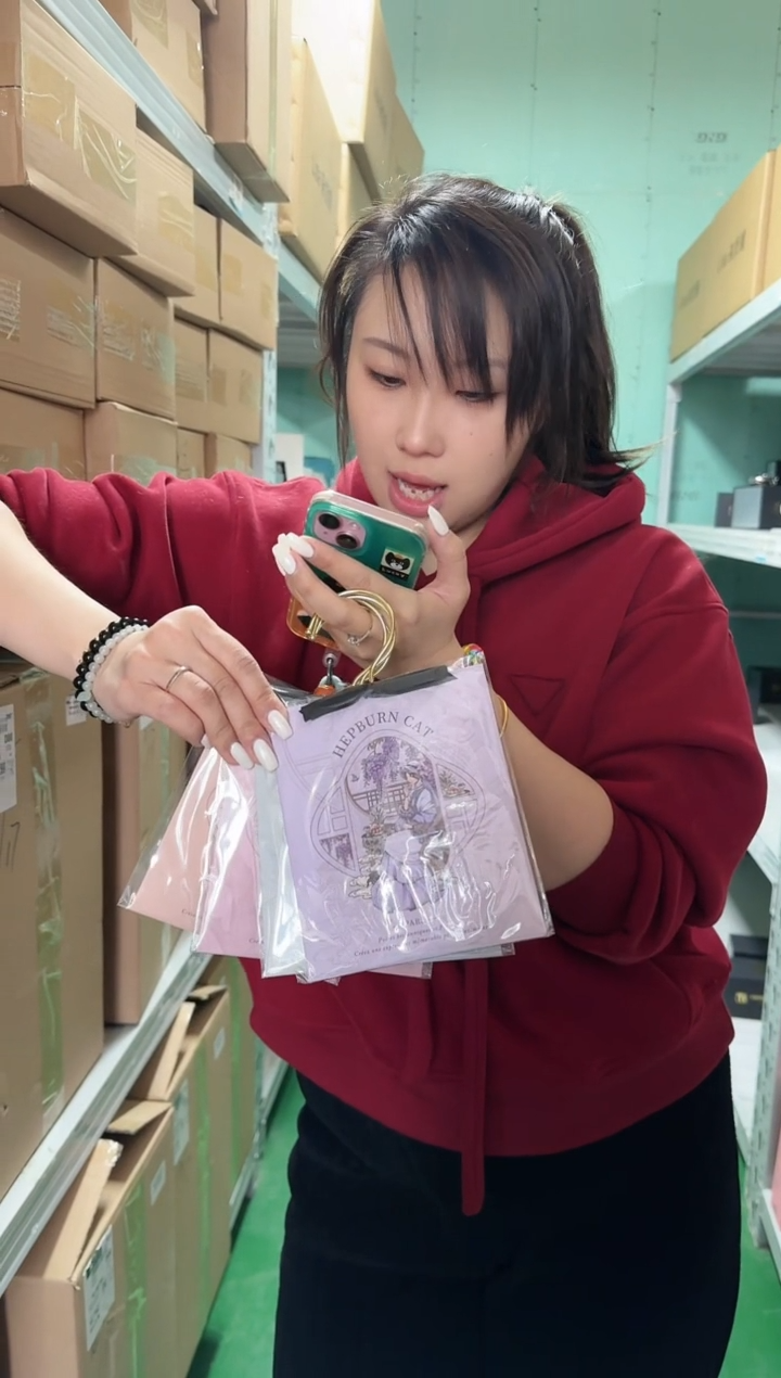 【闪购商品】瓷J085------------