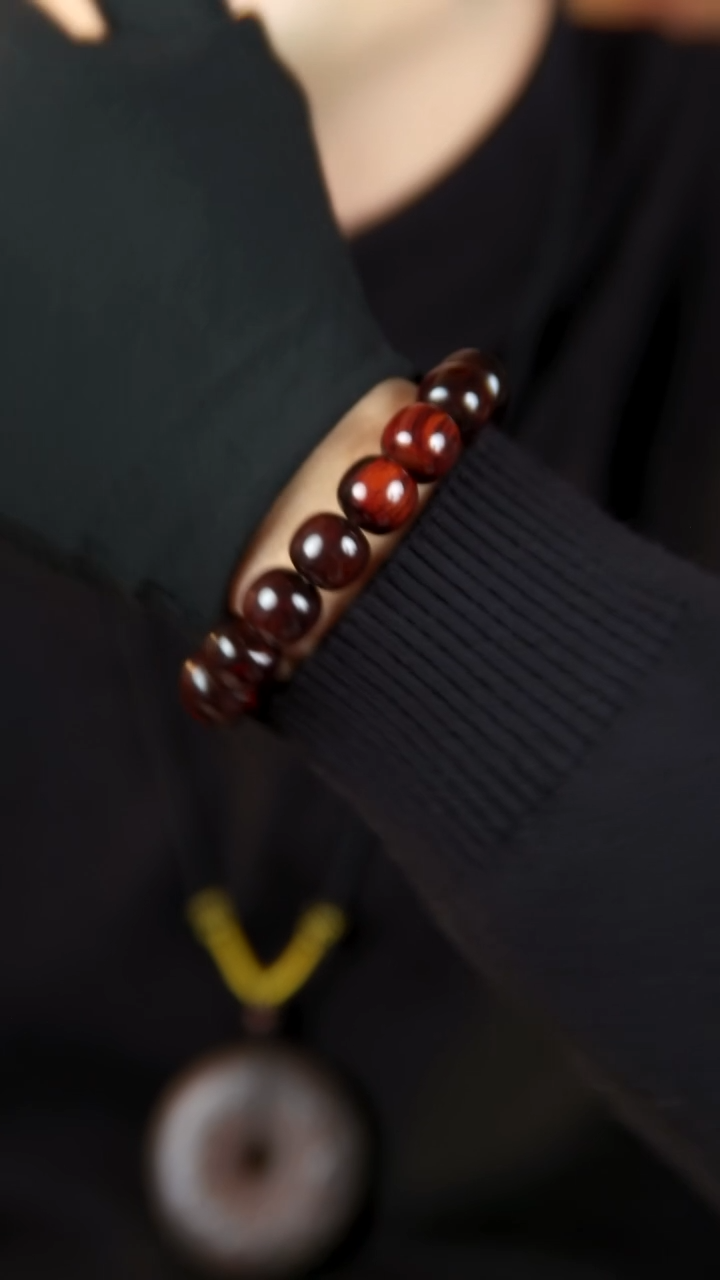 【闪购商品】降真香手串/手链海南红降土埋玉化料1314手串