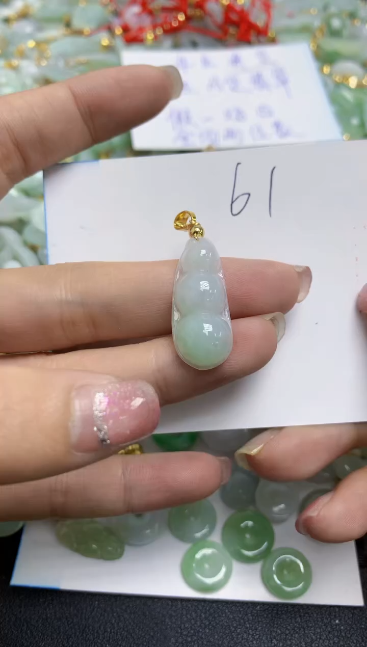 【闪购商品】翡翠颈饰合金天然翡翠A货