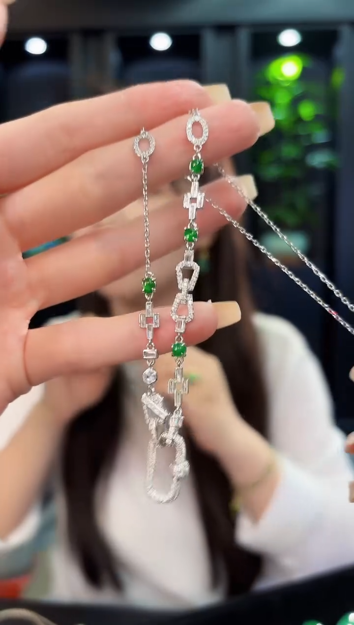 翡翠未镶嵌项链缅料A货/多样性发货/一件