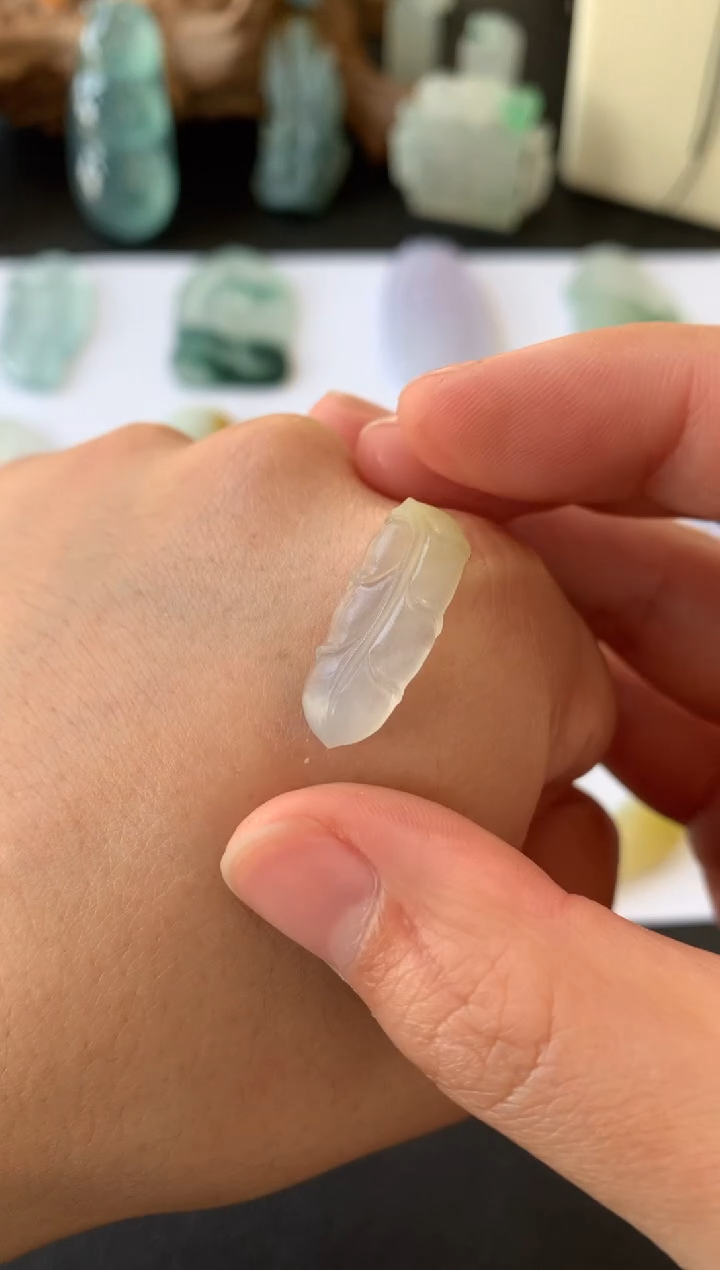 【闪购商品】定制翡翠未镶嵌翡翠