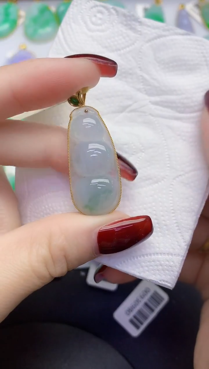 颈饰18K金镶嵌翡翠缅甸天然翡翠a货