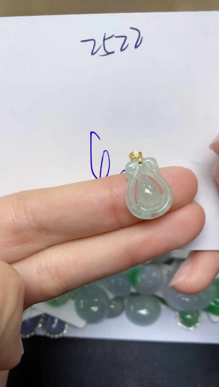 【闪购商品】翡翠颈饰18K金镶嵌 天然翡翠A货