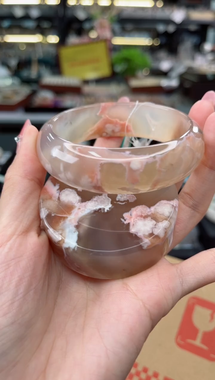 【闪购商品】石英质玉手镯未镶嵌59圈口（赠品镯心）657308