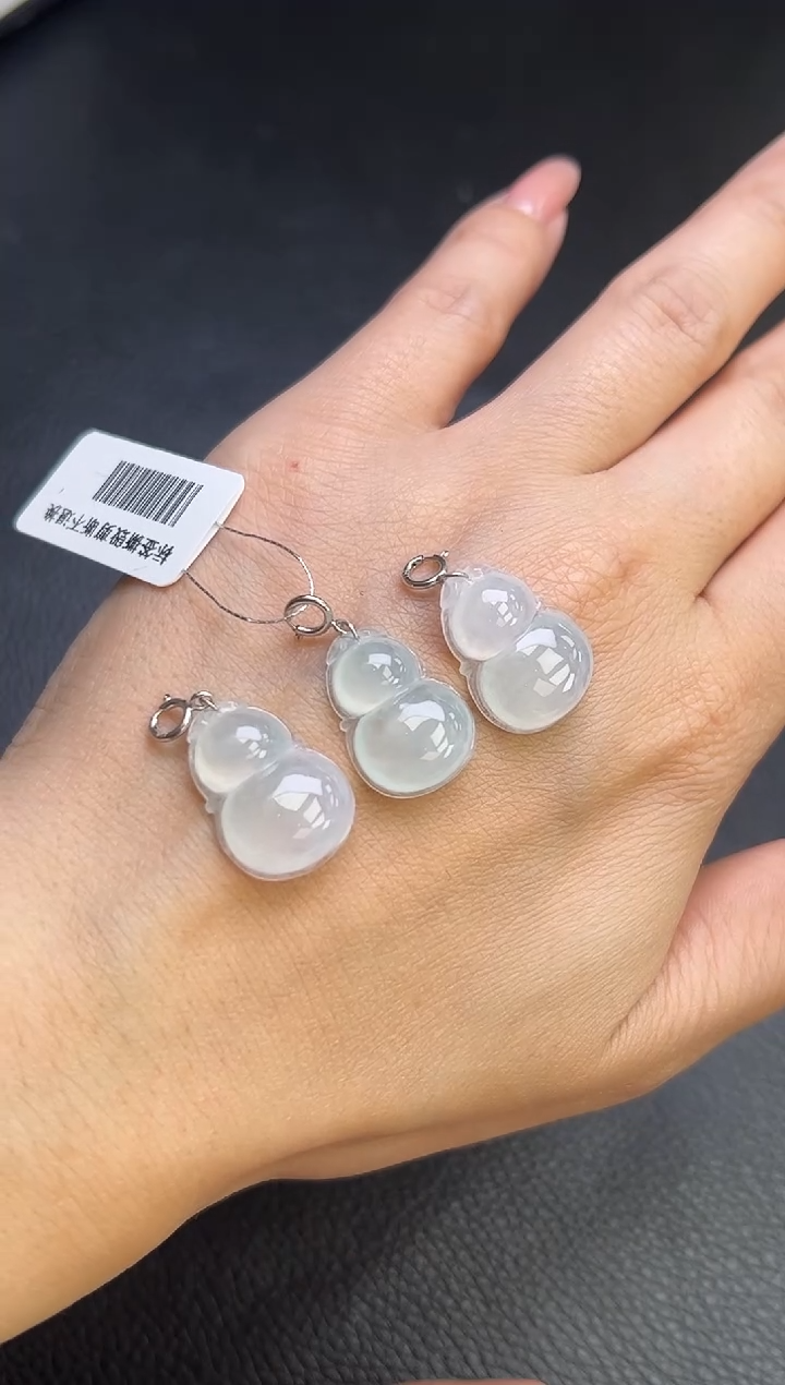 【闪购商品】翡翠颈饰18K金镶嵌YM1062-3 葫芦多样性发一