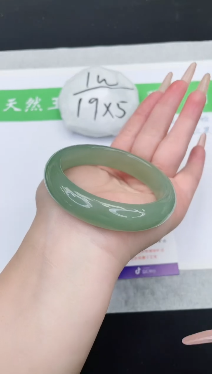 【闪购商品】石英质玉手镯未镶嵌DQ110-58+