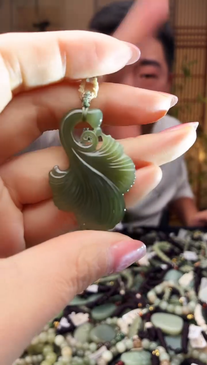 颈饰未镶嵌和田玉多样性发货，拍一发一