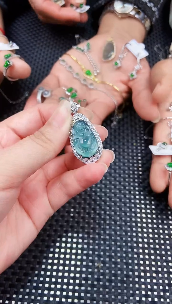 【闪购商品】翡翠吊坠(不含链)未镶嵌11111111