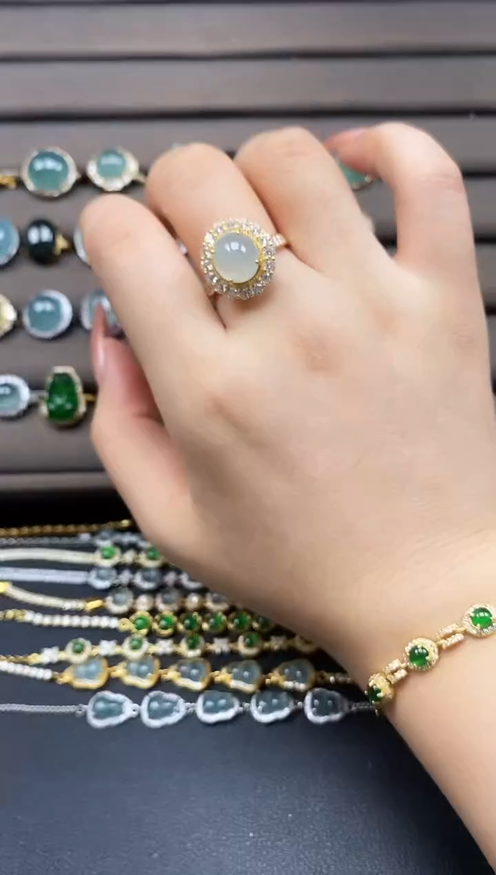 翡翠戒指银S925镶嵌天然翡翠多样性发货