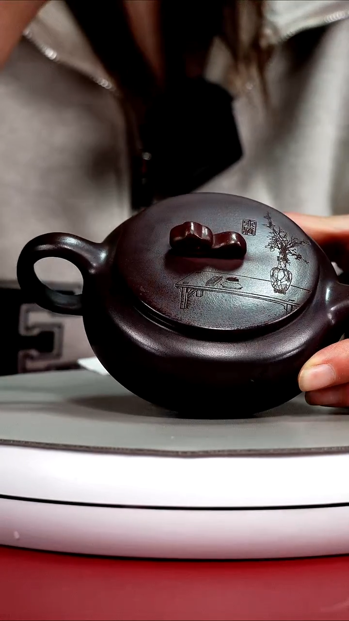 茶壶紫砂顾建华铁血红砂福运扁韵250cc