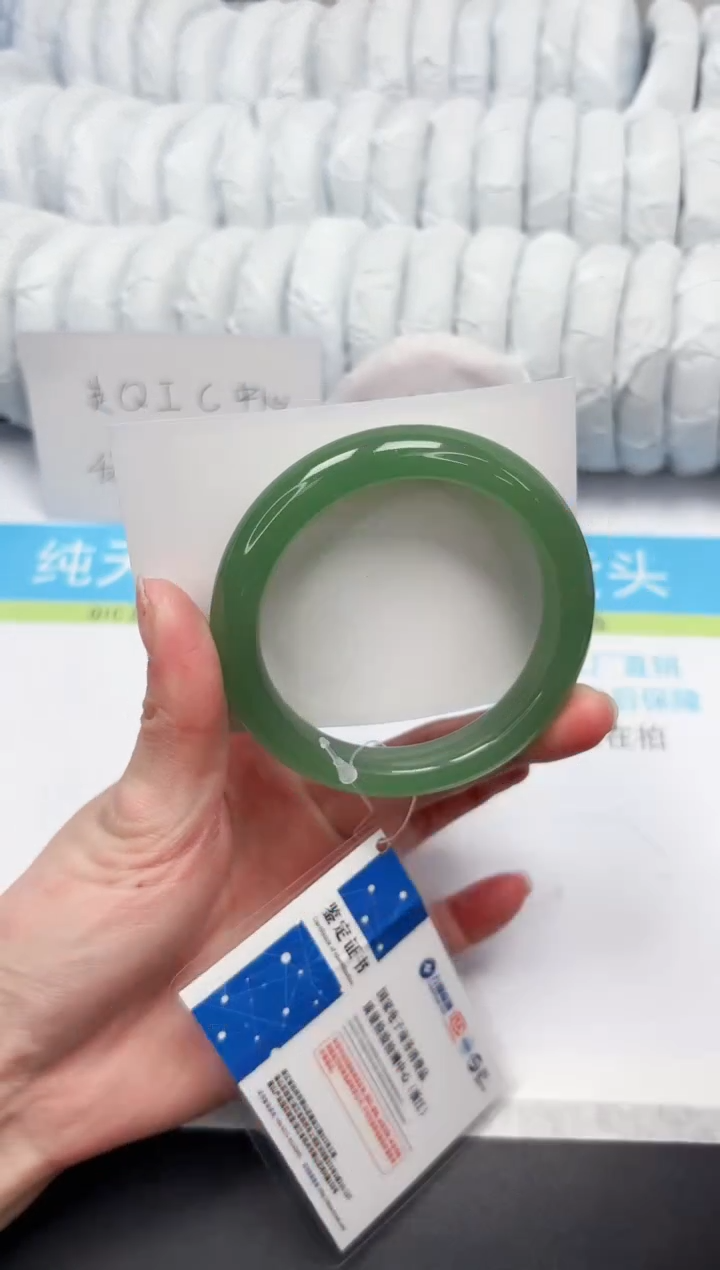 【闪购商品】石英质玉手镯未镶嵌172-59.