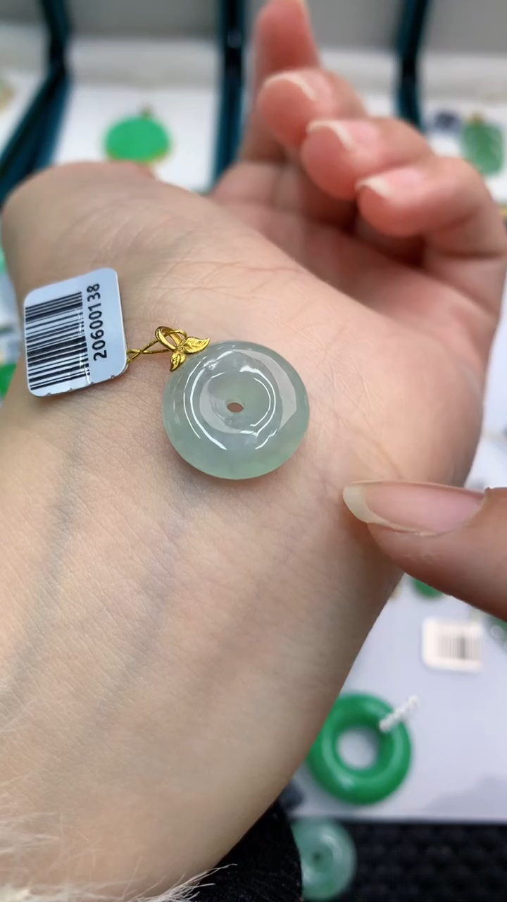 【闪购商品】翡翠颈饰18K金镶嵌            8