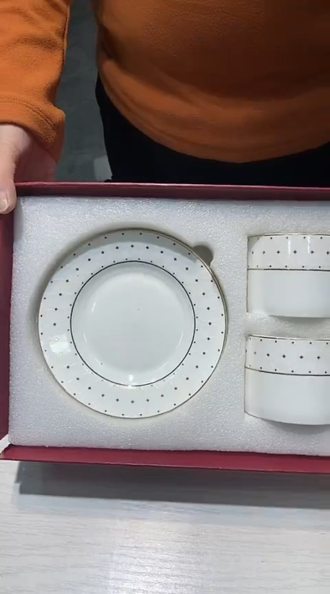 瓷片生活的本意是开心啊@@1