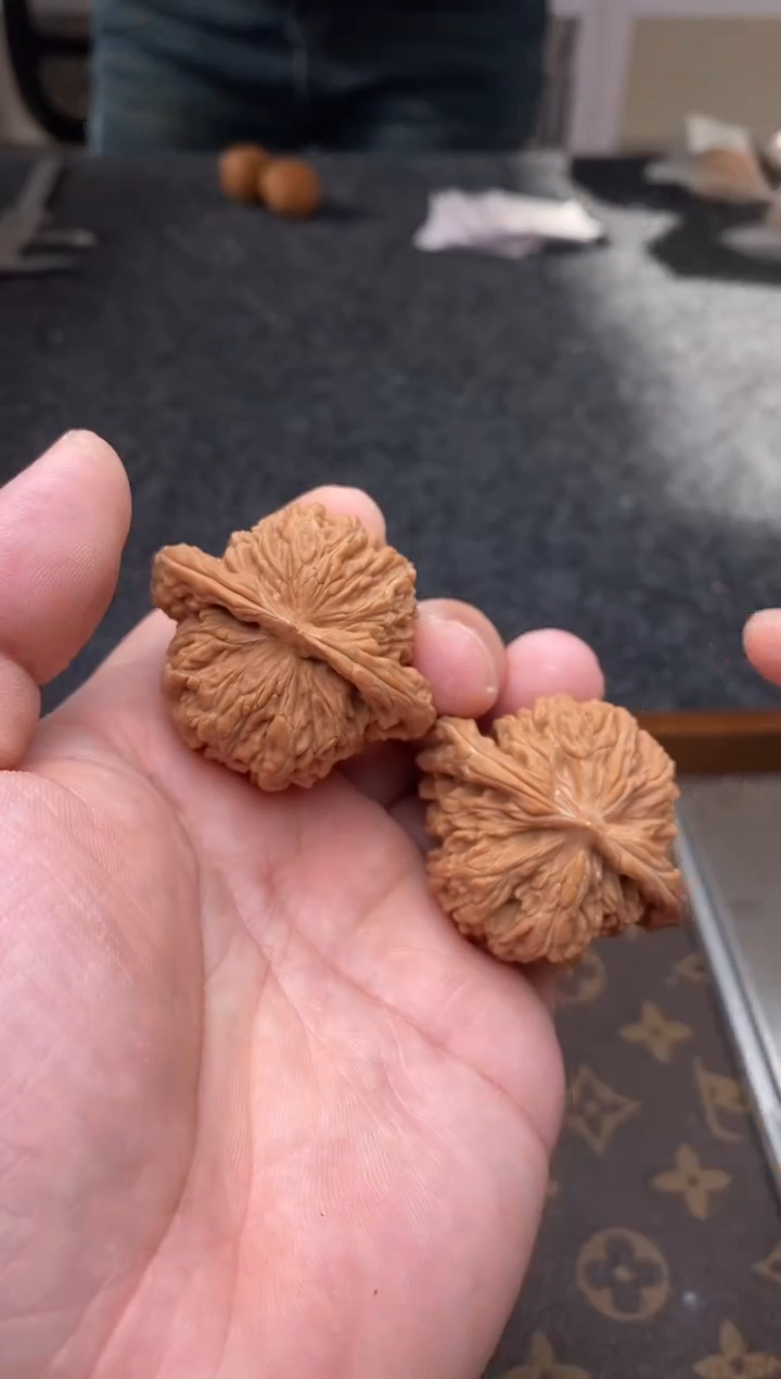 把件文玩核桃B264号45尺四座楼