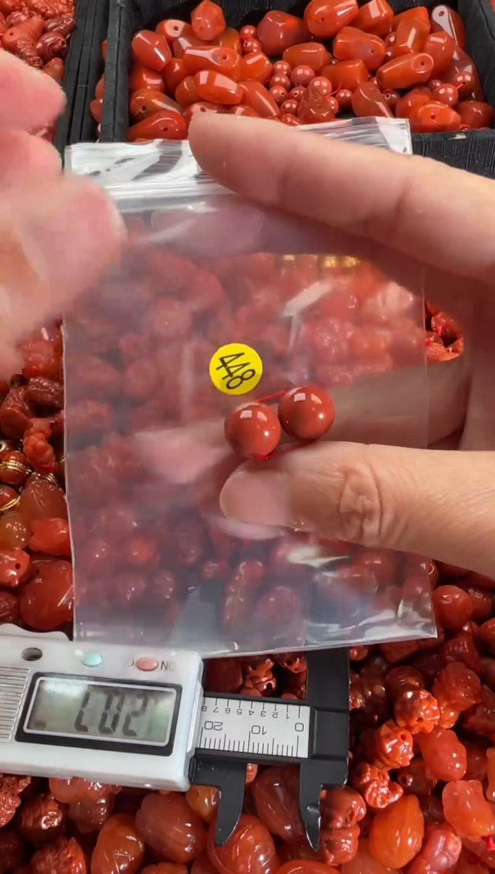 【闪购商品】南红玛瑙颈饰未镶嵌1