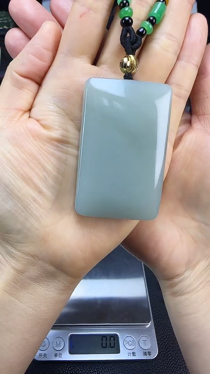 颈饰未镶嵌和田玉无事牌