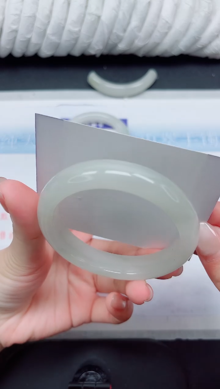 【闪购商品】石英质玉手镯未镶嵌112-55.8