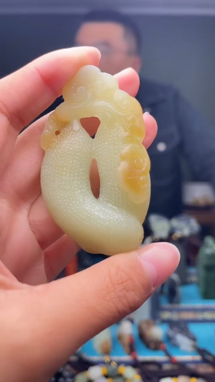 未镶嵌和田玉挂件1