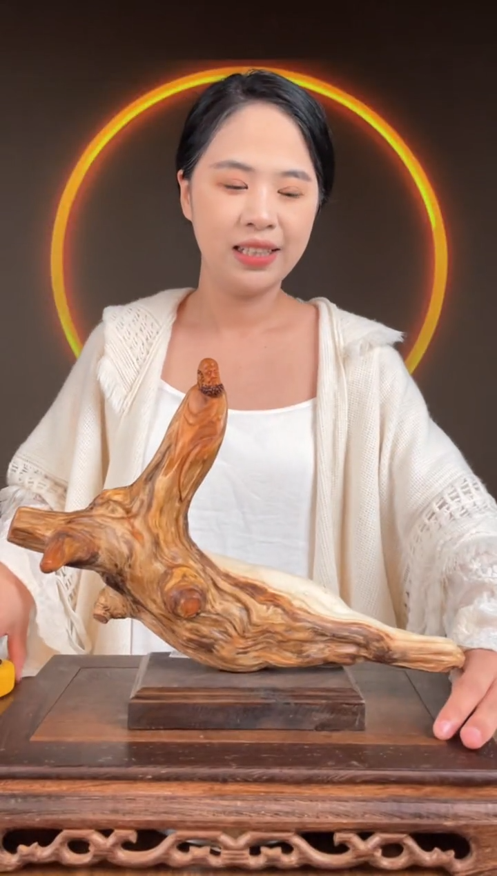 【闪购商品】柏木（崖柏）手工摆件,先抢先得!