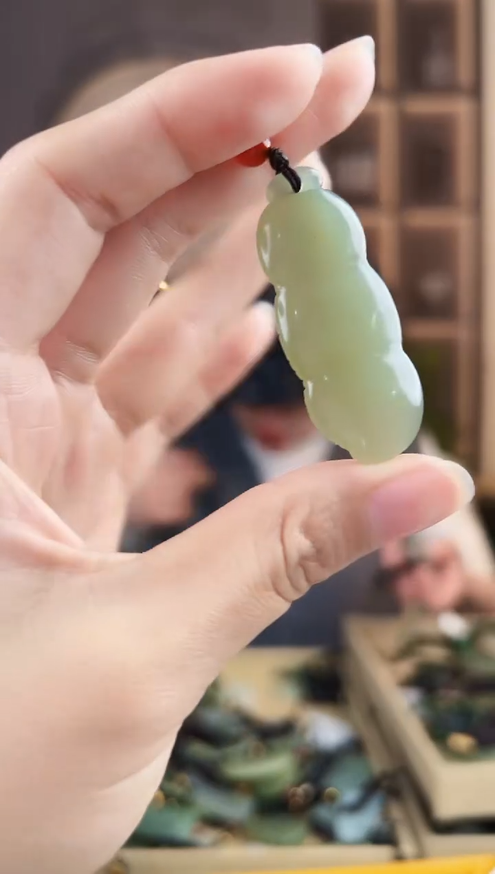 颈饰未镶嵌和田玉拍一发一，多样性发货