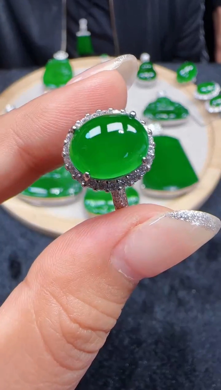 未镶嵌定制翡翠翡翠戒指8