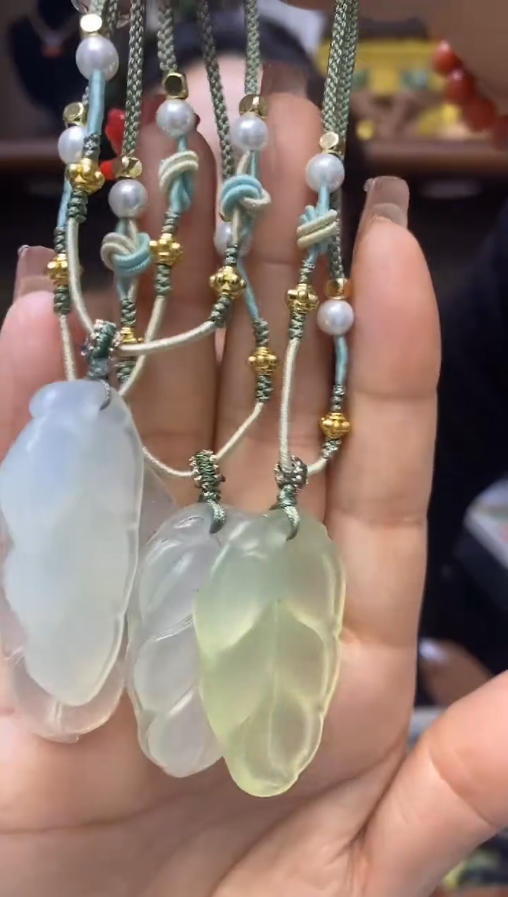 【闪购商品】岫玉吊坠未镶嵌·