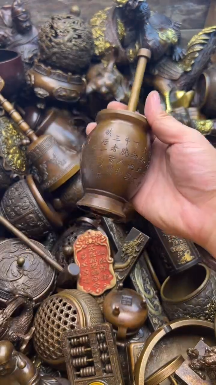 精美铜器，点击下单