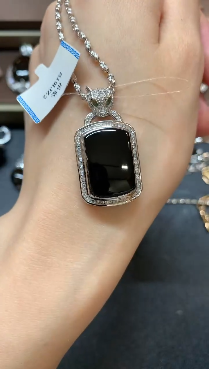 【闪购商品】翡翠吊坠(不含链)18K金镶嵌a93 不退换