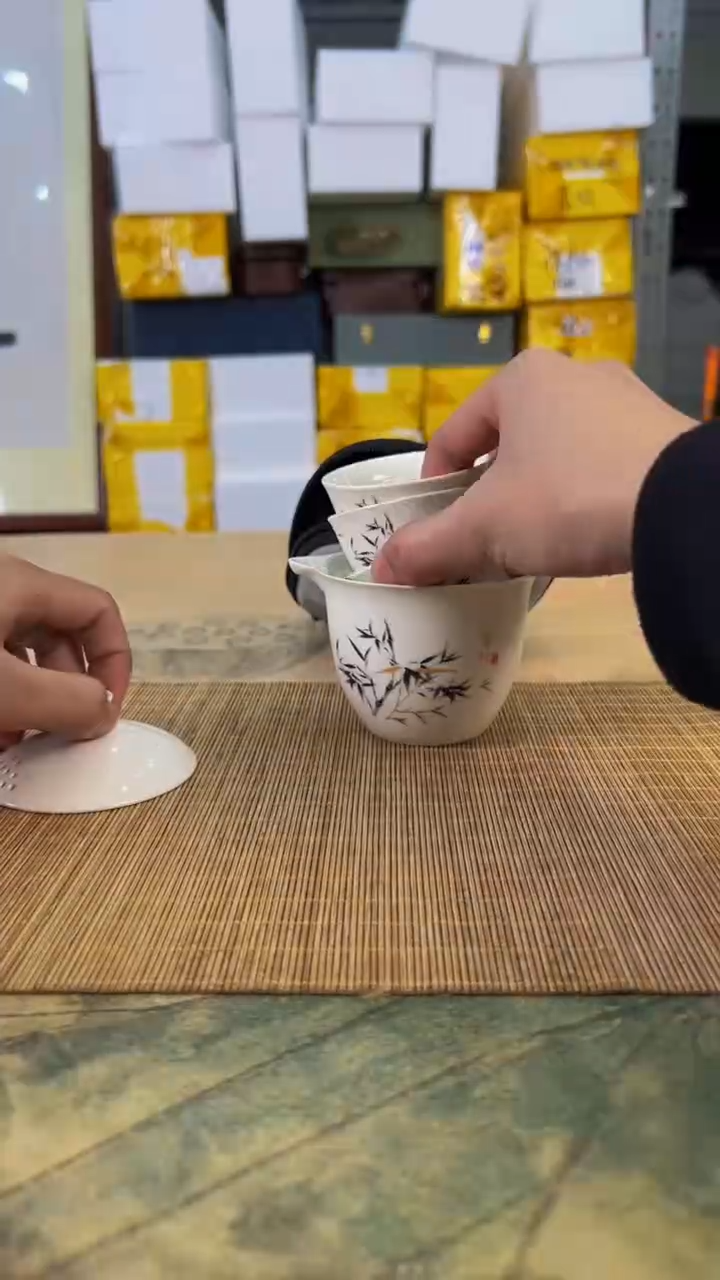 【闪购商品】快客旅行茶具陶瓷开播！