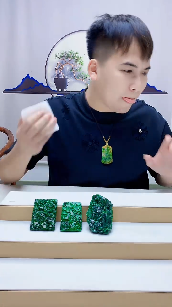 未镶嵌定制翡翠菠***雪4868zm-毛货挂件