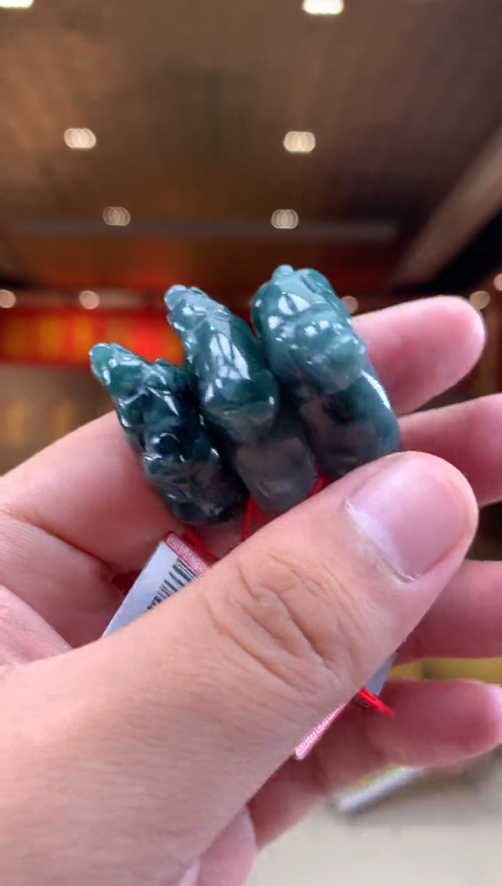 【闪购商品】定制翡翠未镶嵌多样性发货（只发一件) *d11