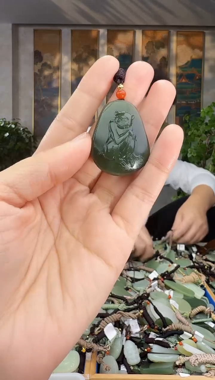 未镶嵌和田玉挂件拍一发一