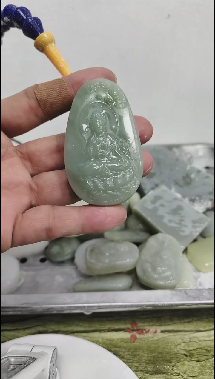 颈饰未镶嵌和田玉1（双面雕刻）